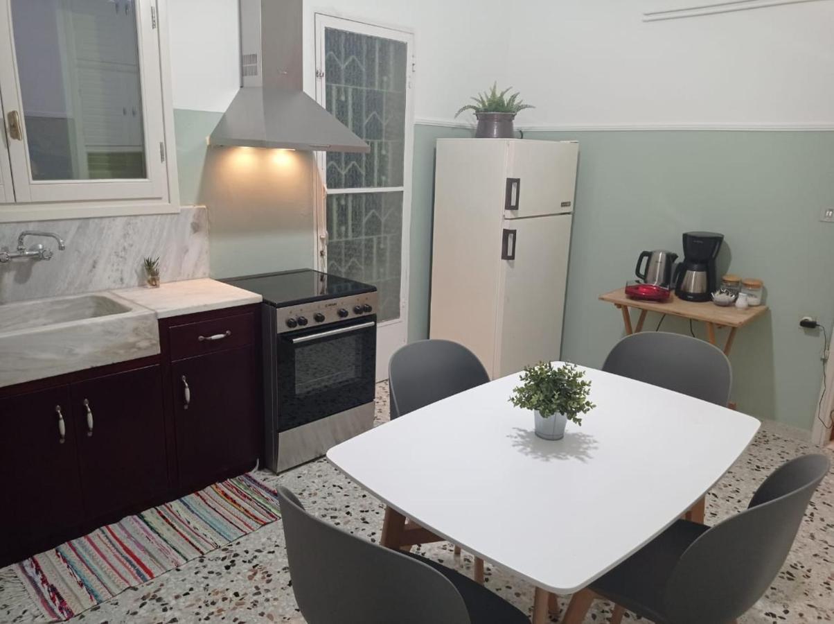 Appartement Danesi House à Leonídion Extérieur photo