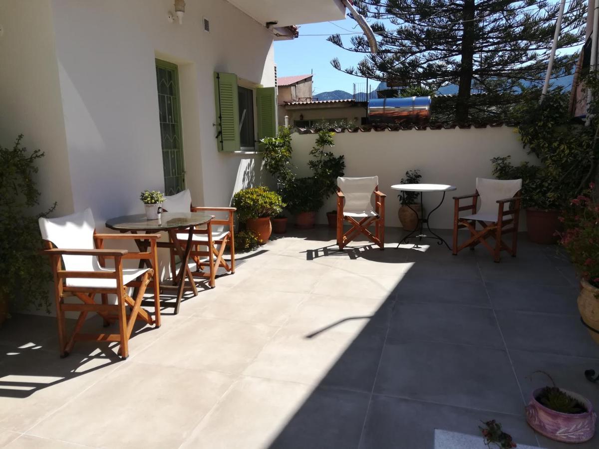 Appartement Danesi House à Leonídion Extérieur photo